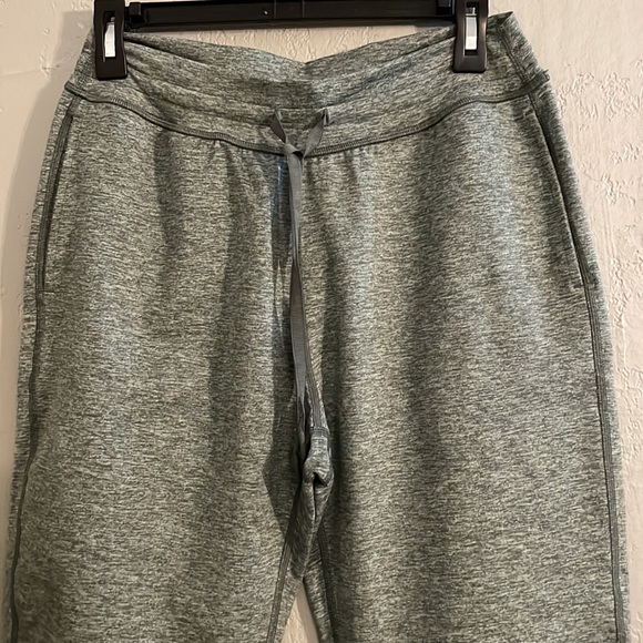 NWT Aerie Offline The Hugger OMW Jogger - Picture 7 of 16